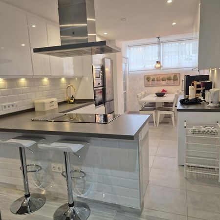 Luxurious Three Bedroom Duplex Apt Close To Beach Fuengirola Luaran gambar