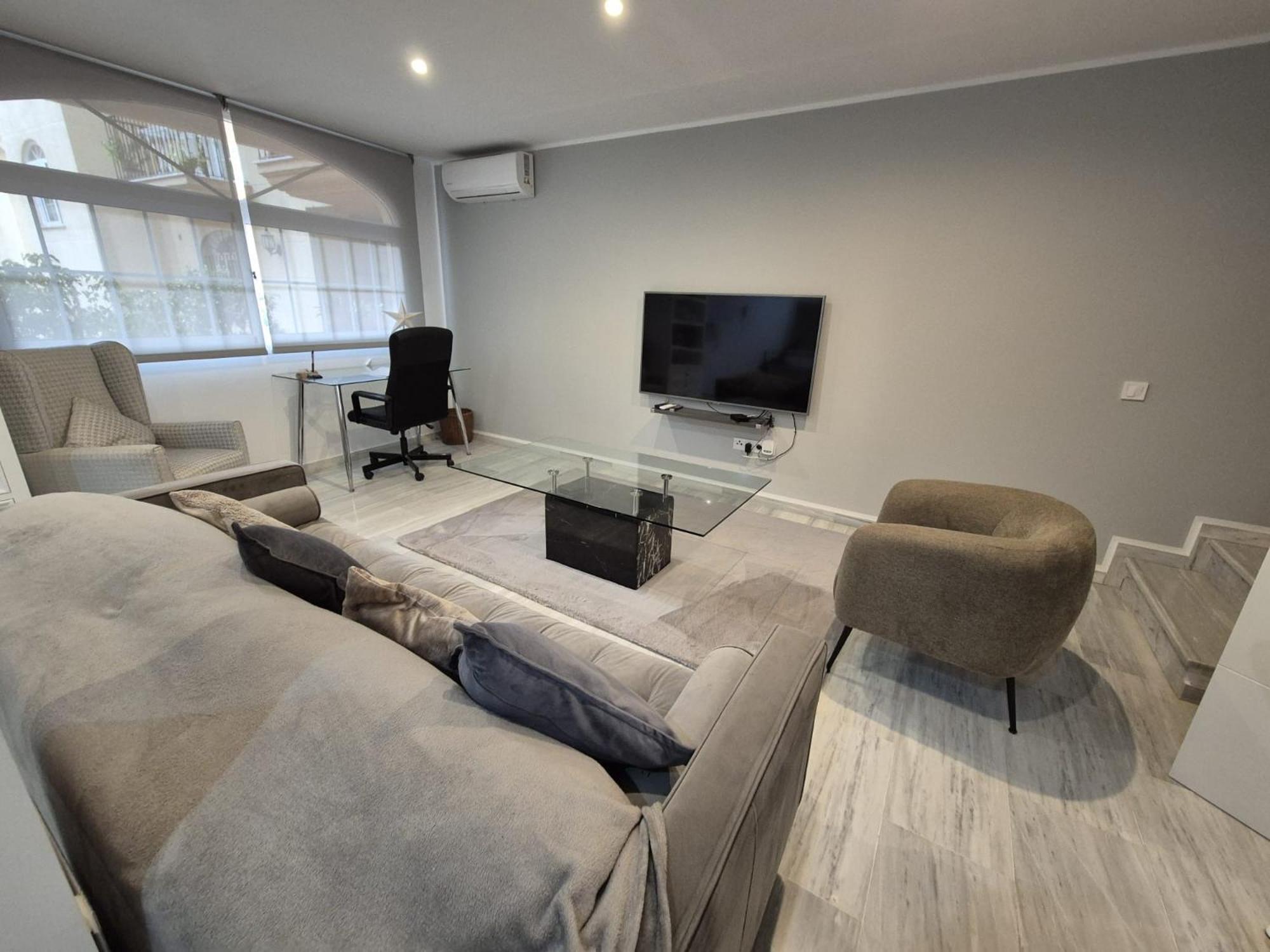 Luxurious Three Bedroom Duplex Apt Close To Beach Fuengirola Luaran gambar